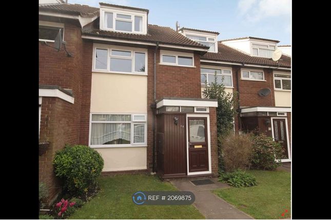 Thumbnail Maisonette to rent in Claire Court, Pinner