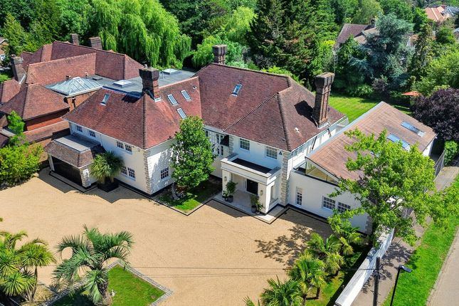 4, Camlet Way, Hadley Wood, Hertfordshire photo 3