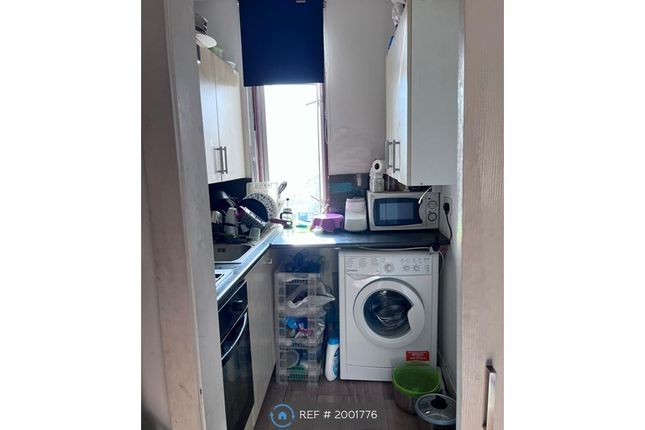 Flat to rent in Lampton Road, Hounslow