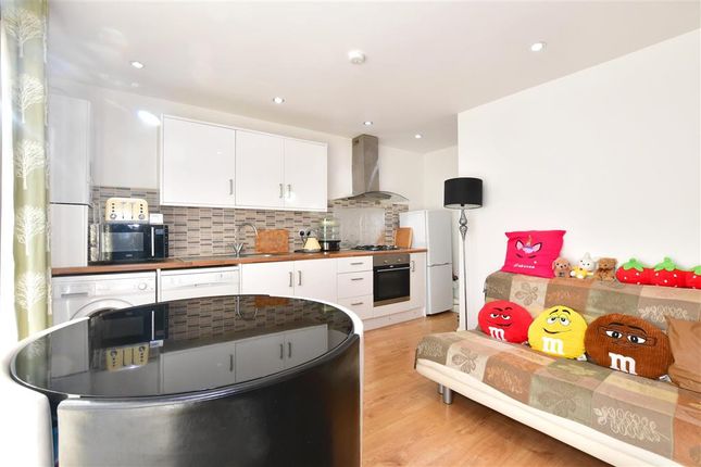 Thumbnail Flat for sale in Palmerston Road, Sutton, Surrey