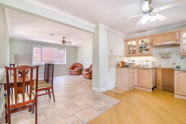 The Bungalow, Whitecroft Road, Lydney photo 3