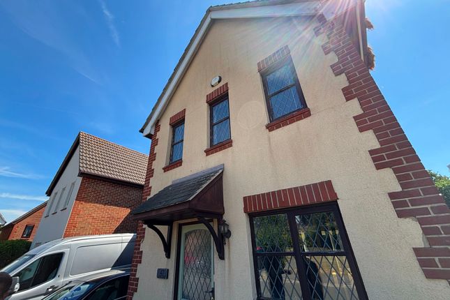 47 Upmill Close, Southampton photo 2