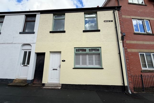3-bed terraced on Moor Street, Preston, £950/mo