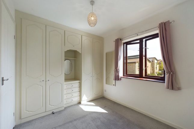Rushdon Close, Romford photo 3