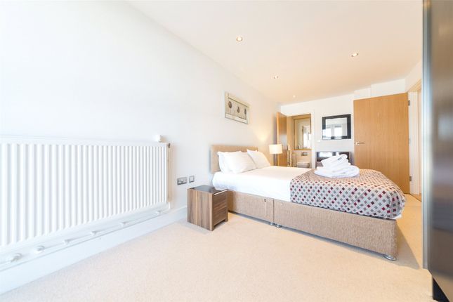 Flat for sale in Canary View, 23 Dowells Street, London