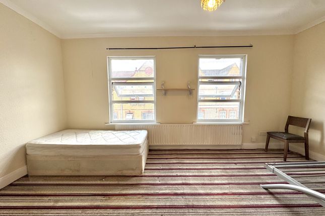 7a, King Street, Southall photo 3