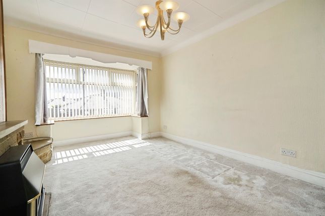 13, Airedale Mount, Keighley photo 4