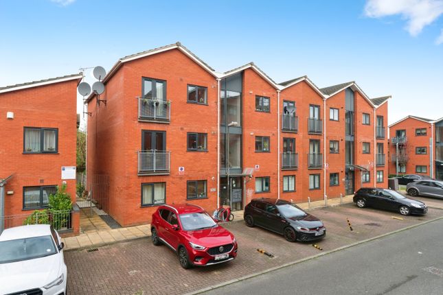 Flat 5 17, Slade Way, Mitcham photo 4