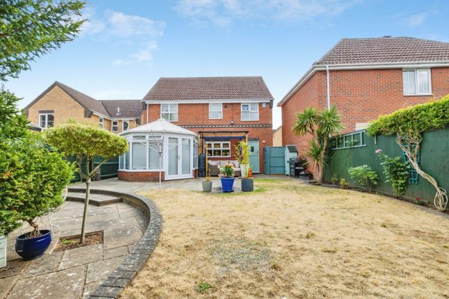 25, Rochester Close, Bracebridge Heath photo 4