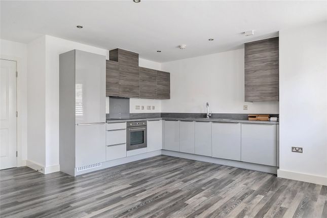 Flat for sale in Alexandra Road, Watford, Hertfordshire