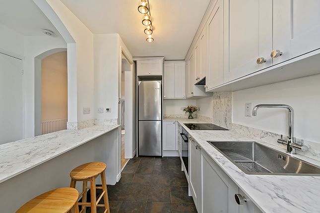 23, Shaftesbury Way, Twickenham photo 4