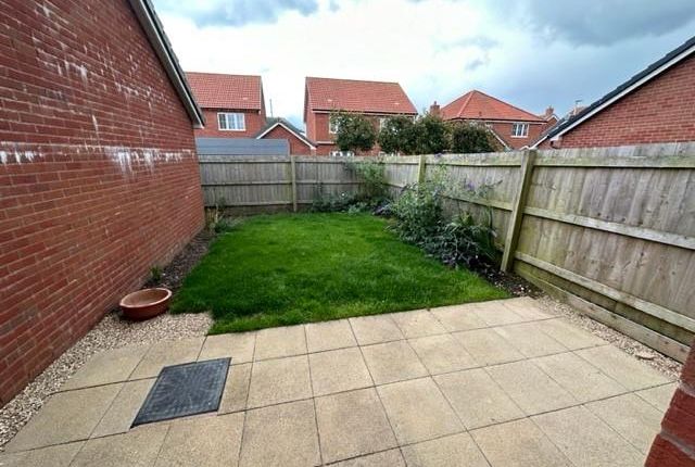 6, Osprey Avenue, Seaton photo 5