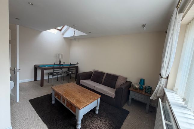 10A, Nottingham photo 4