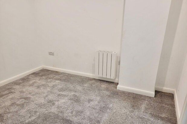 Flat to rent in Churchgate, Bolton