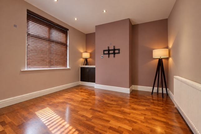 104, Roebuck Street, Preston photo 2