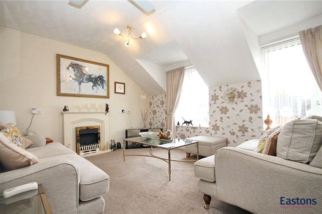 Flat 26, Rowan Mead,, Henbit Close, Surrey photo 3