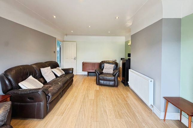 6, Malvern Avenue, Hindley Green photo 4