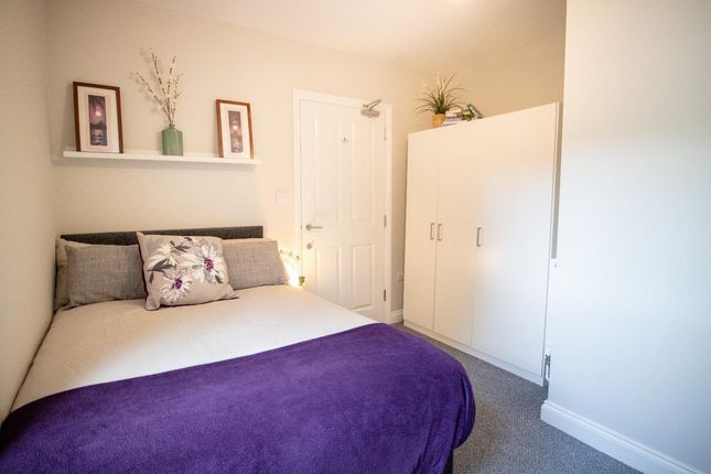 Room to rent in Cardigan Street, Luton
