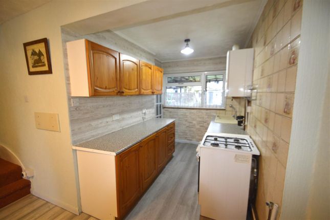 134, Third Avenue, Dagenham photo 4