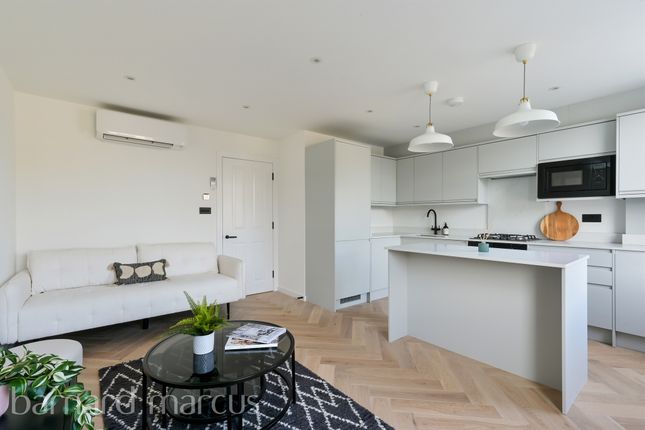 2-bed flat on Flat 2, 38, Shepherds Bush Road, London, £550,000