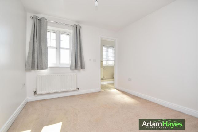 Flat to rent in Honiton Gardens, Mill Hill East