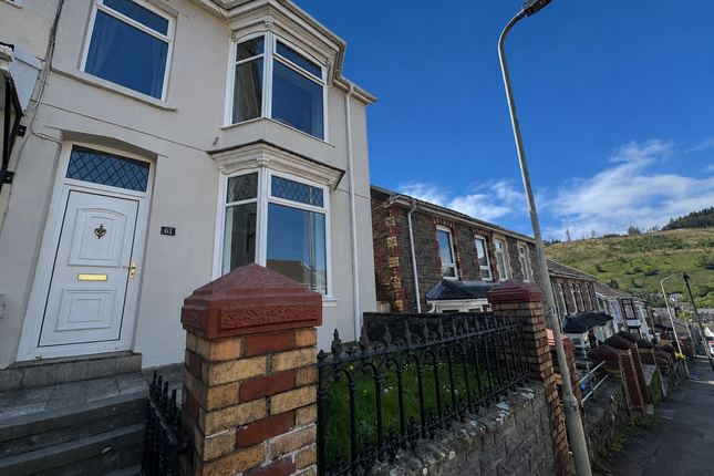 61 Alexandra Road, Bridgend photo 2