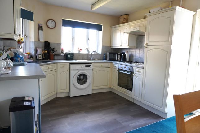1, Clos Cynan, Swansea photo 4