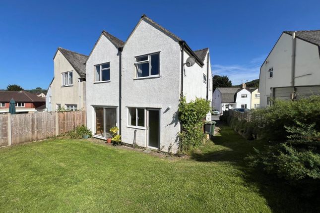 7, Cambridge Avenue, Dursley photo 2