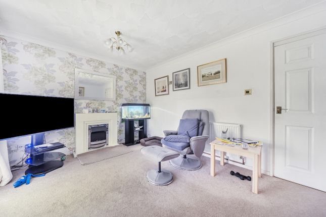 145, Sandpiper Road, Southampton photo 4