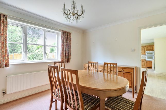 14, Harpitt Close, Cullompton photo 4