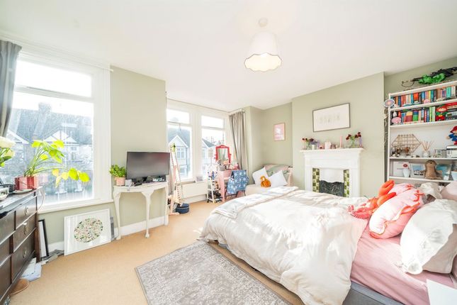 5, Chepstow Road, London photo 3