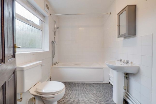 39 Edward Road, Leicester photo 3