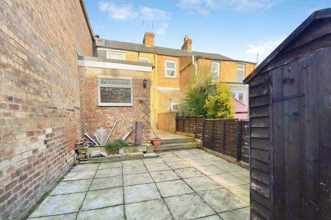 26, STAMFORD photo 2
