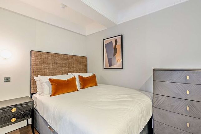 Pelham Court, 145,Flat 7, Fulham Road, London photo 3