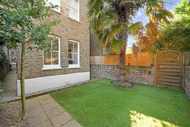 5a, Prince Of Wales Drive, London photo 2