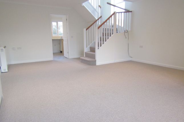 6 St Marys Mews, St Marys Road, Frinton-on-Sea photo 2