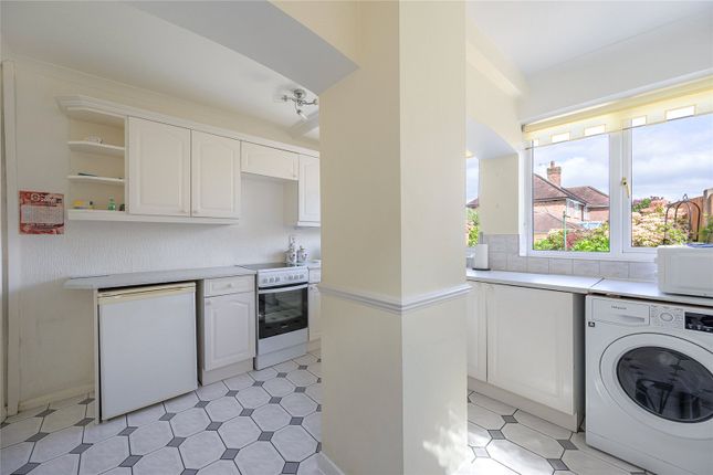 3, Madeira Avenue, Wolverhampton photo 4