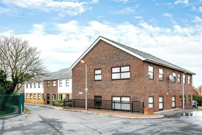 16 Spencer Court, Hartington Close, Orpington photo 4