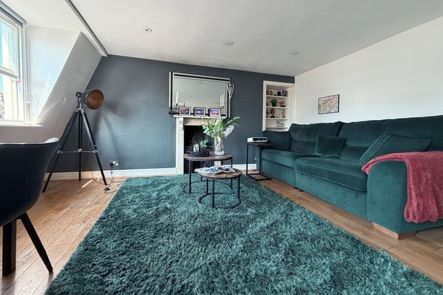27 (Top Floor Flat), Brock Street, Bath photo 3