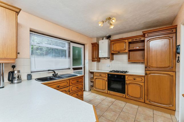 11, Springfield Close, Flintshire photo 2