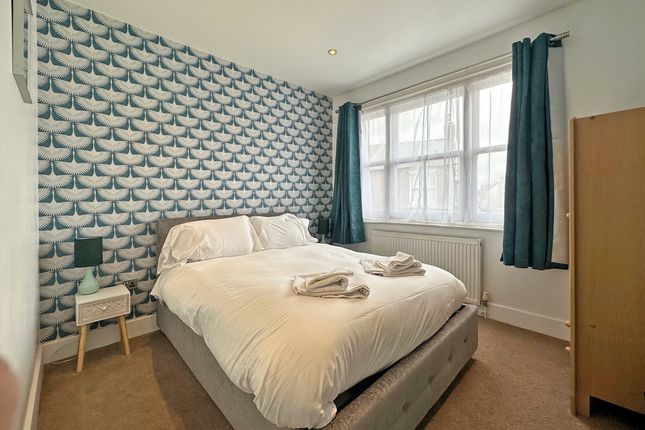 Flat 3, 2C Etna Road, St. Albans photo 3