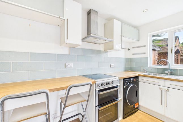 2, Palmer Crescent, Chertsey photo 3