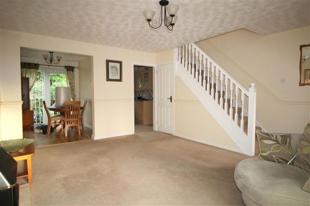3 Bed Property For Sale In Swansey Lane Chorley Pr6 Zoopla