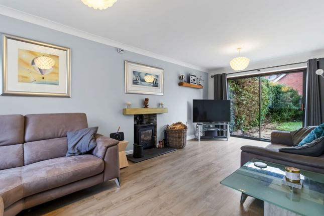 1, Maple Close, Bromyard photo 2