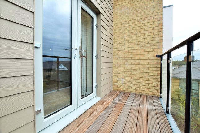 80, Fleming Place, Bracknell photo 4