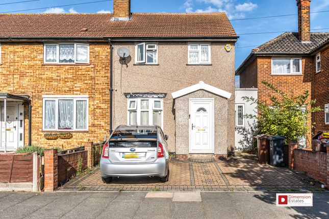 Terraced house for sale in Bastable Avenue, Essex