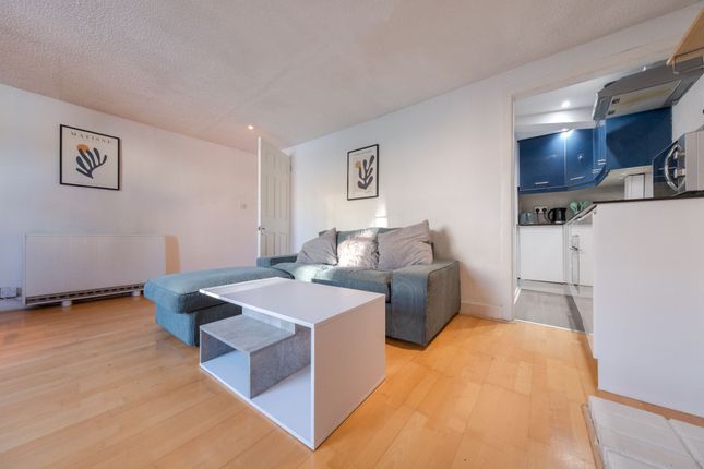 Third Floor Flat, Bristol photo 3