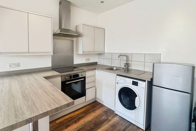 Flat 5, 15, Kingsway, Bedford photo 2