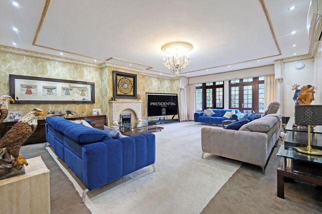 47 Tomswood Road, Chigwell photo 4