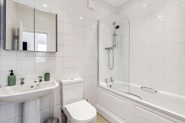 Terraced house to rent in Catherine Place, London